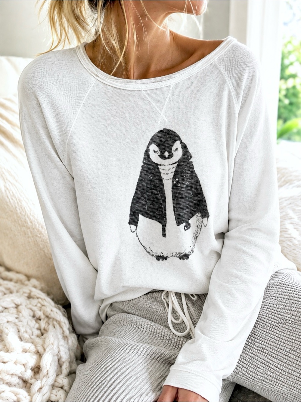 American Eagle Penguin Thermal Top Waffle Knit Ivory Long Sleeve Large